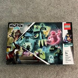 NIB Retired Newbury Haunted High Lego